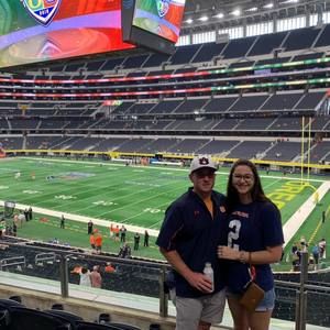 Meet your Posher, Devin